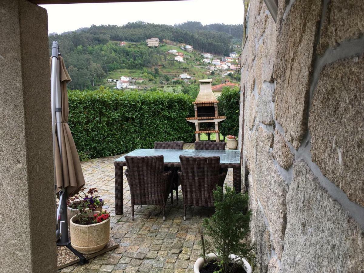 Pensjonat Bernardes House Castelo de Paiva Zewnętrze zdjęcie